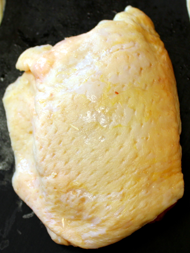 Trimmed chicken thigh